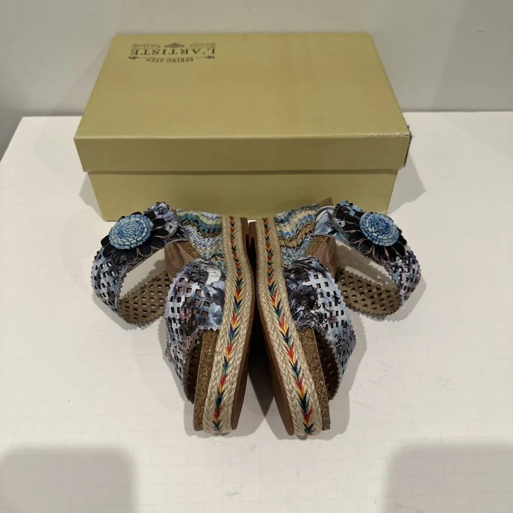 L'Artiste by Spring Step Size 35/ US 5 Evesgarden Floral Corky Wedge Sandal Blue